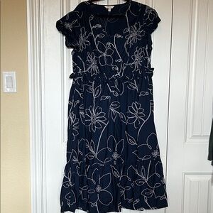 crown & ivy Navy Blue Floral Midi Dress with White Outline Print